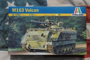 Italeri 7066 M163 VULCAN